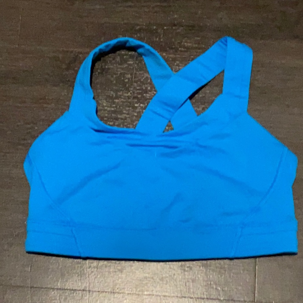 Lululemon stash it bra size 6